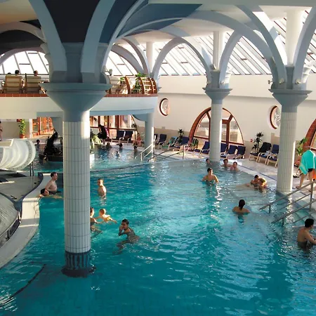 Aquatherma Termalfalu Es Feriepark Zalaegerszeg